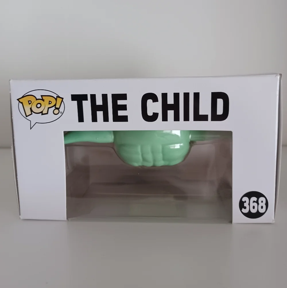 The‎ Child Grogu From Star Wars The Mandalorian 368 Bobblehead Figure Funko Pop